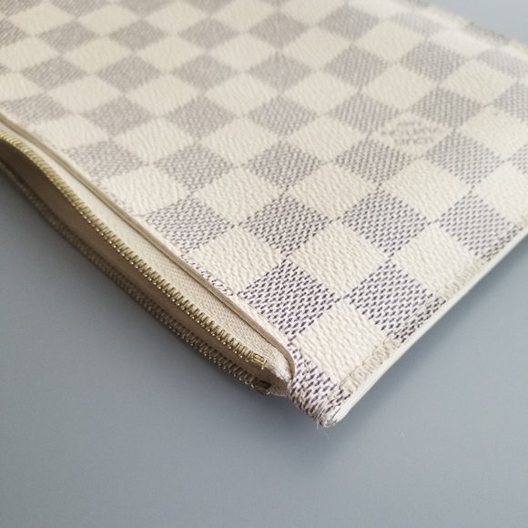LOUIS VUITTON Neverfull Pouch GM Damier Print - Picture 16 of 16